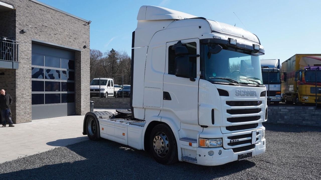 Truck Scania R440 LB8X4HSZ
