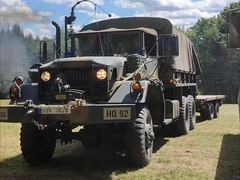 Reo M 108