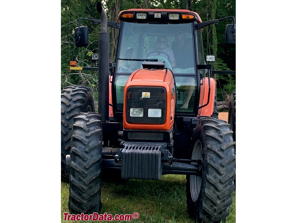 Tractor Allis Gleaner Corporation RT-150