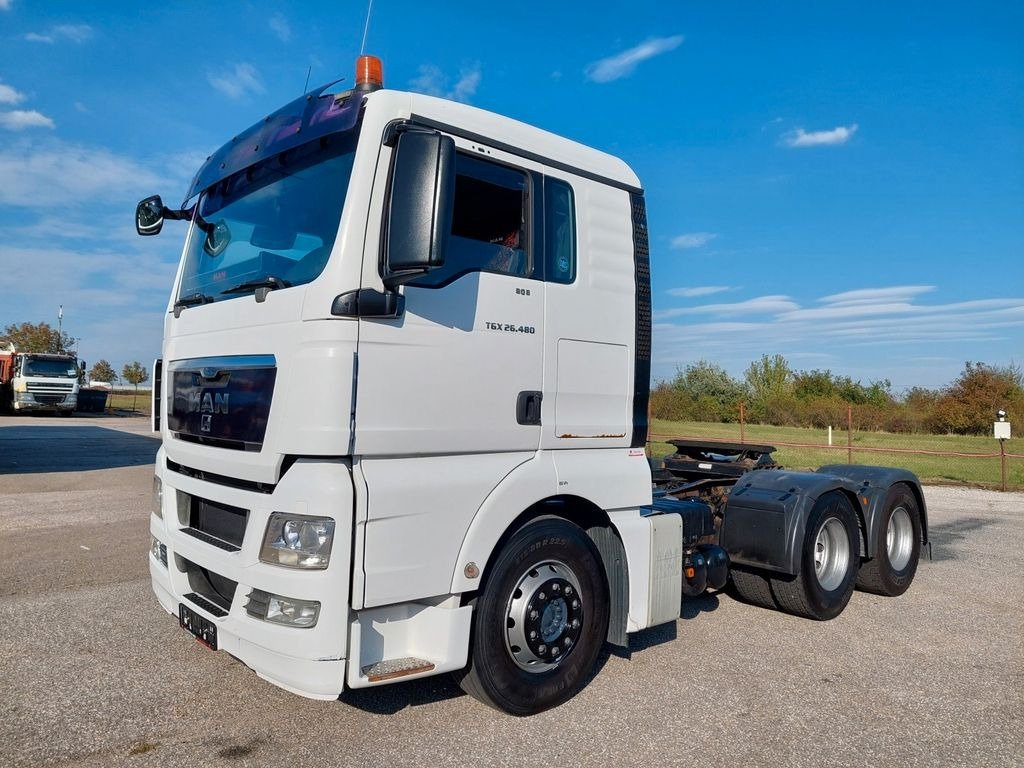 Truck MAN TGX 26.480 6X4H/4 BLS