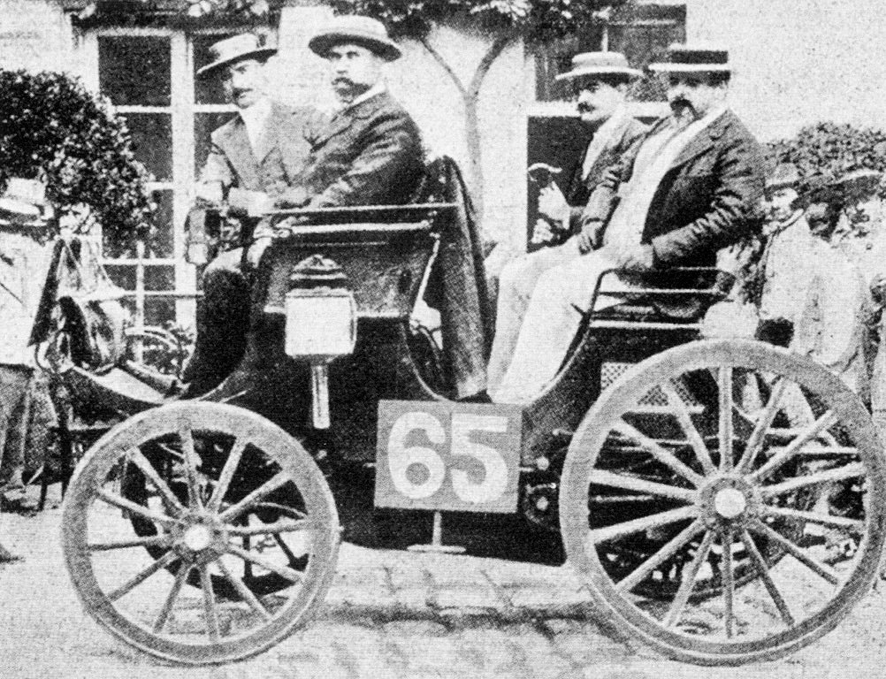 Peugeot 244