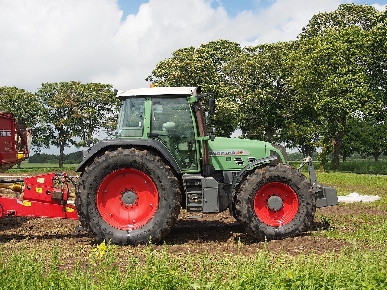 Tractor Fendt VARIO 818 TMS