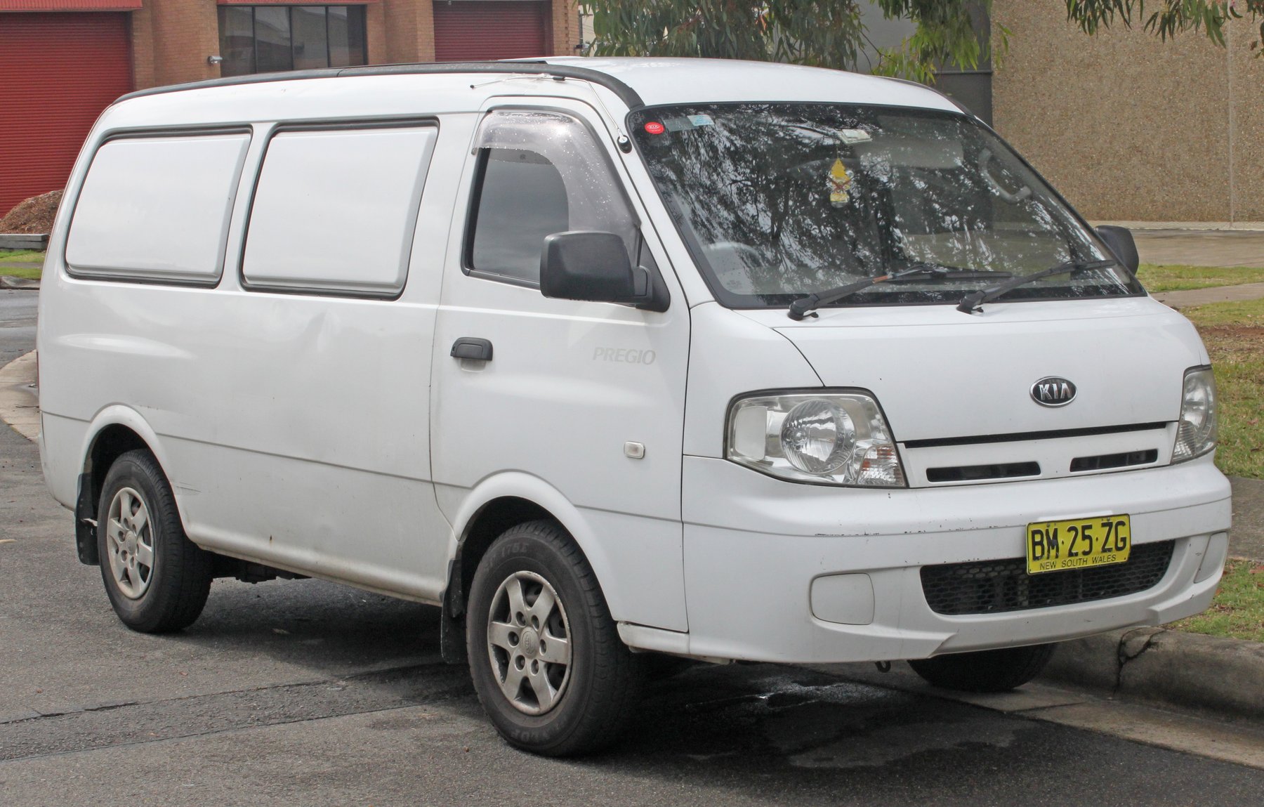 Transporter Kia PREGIO 2.7D