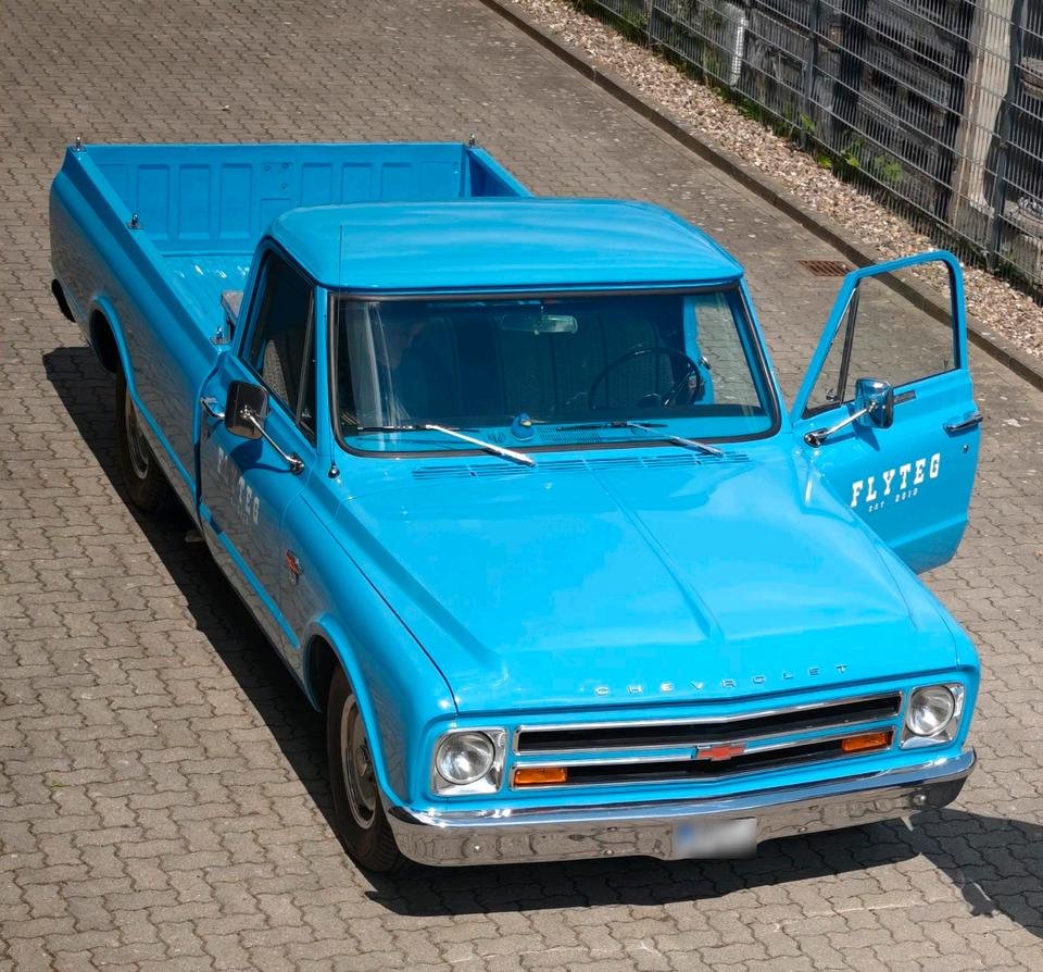 Van Chevrolet CHEYENNE/10 PICK UP