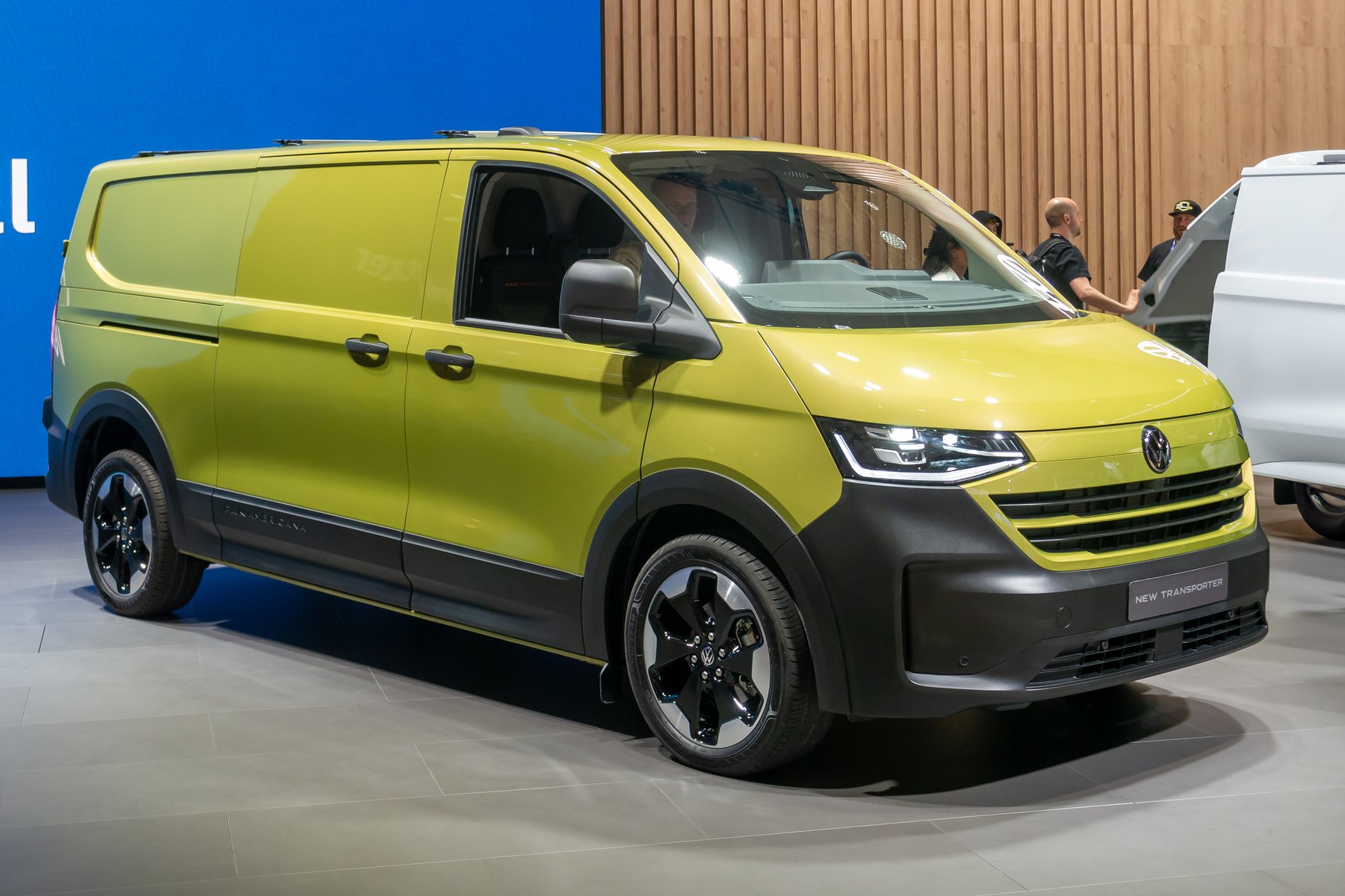 Iav Transporter