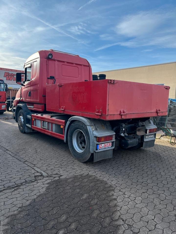 Truck Scania 124 LB-B6X2-470+136