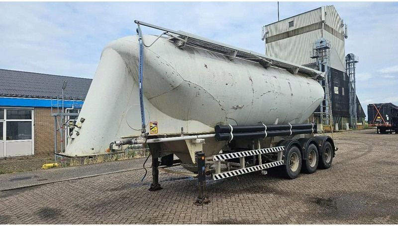 Trailer Spitzer Eurovrac BSF 2004