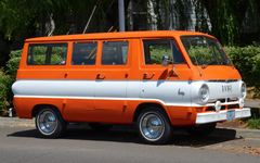 Dodge VAN