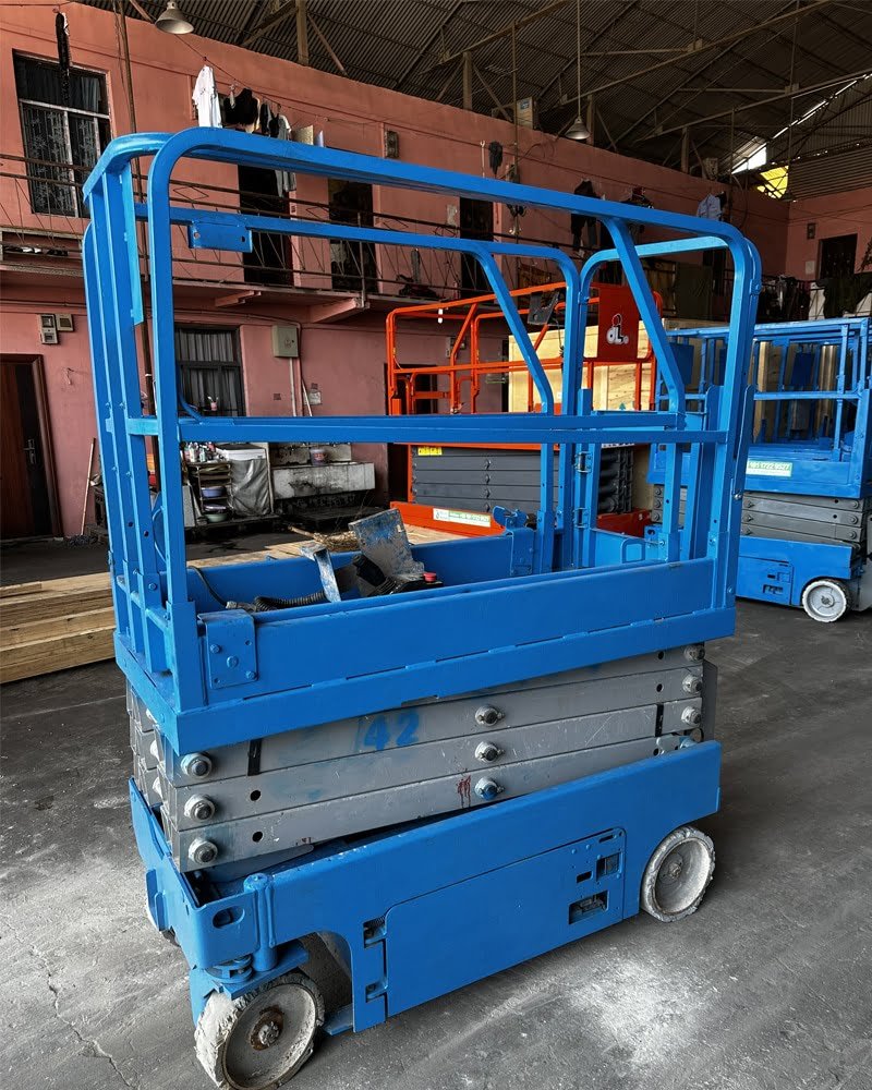 Arbeitsbühnen Genie GS-2046