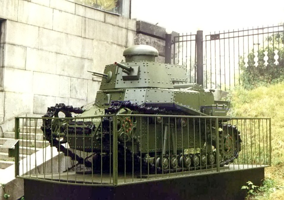 Fighter T-18