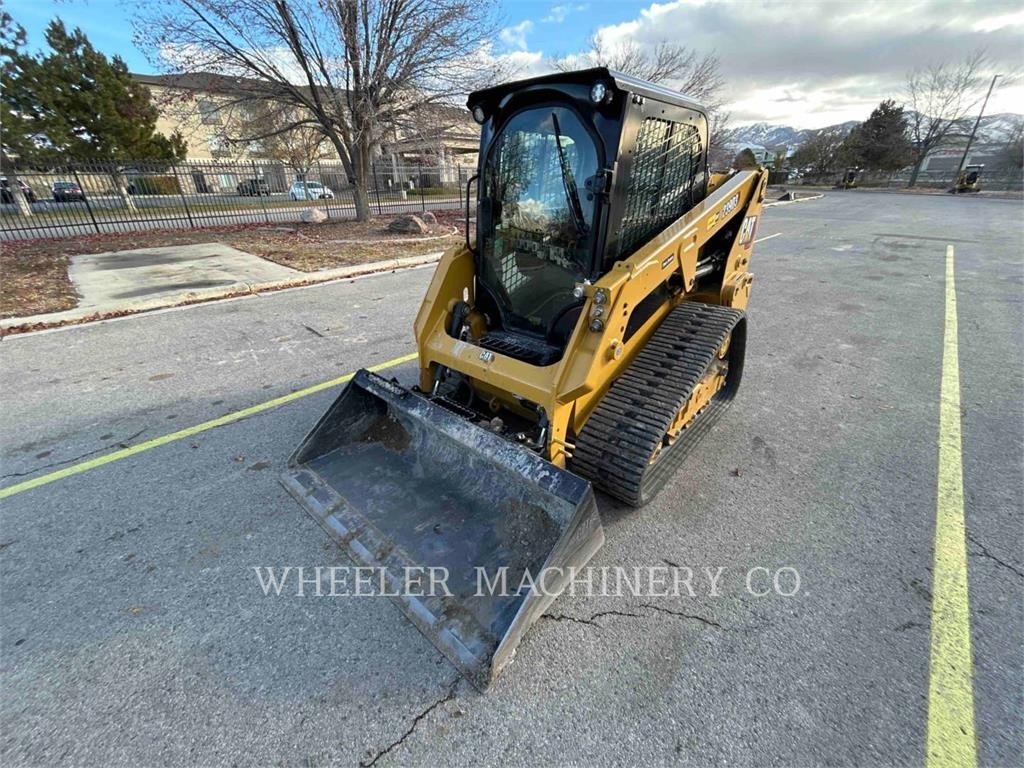 Skid steer loaders New Holland (CNH) C238
