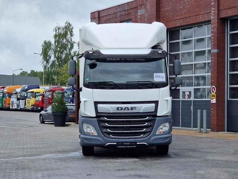 Lastwagen DAF 65.300 4X2