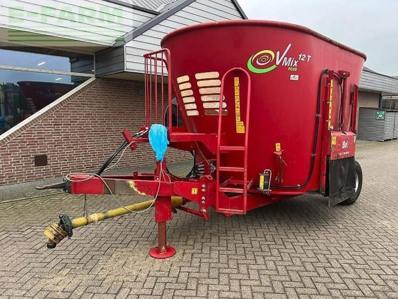 Light trailers up to 750 kg Liikennetuotteet Varoituslaite 1