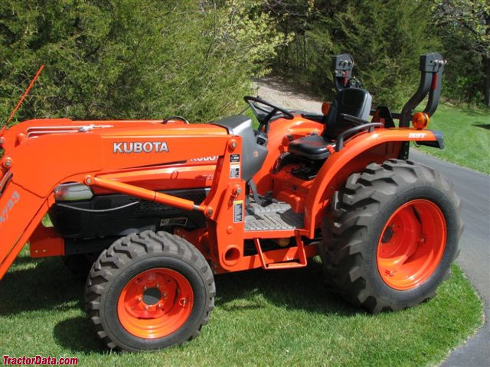 Kubota L3130F