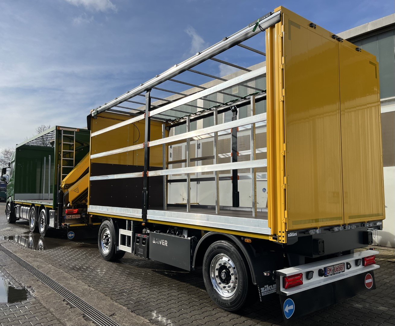 Trailer Zikun -