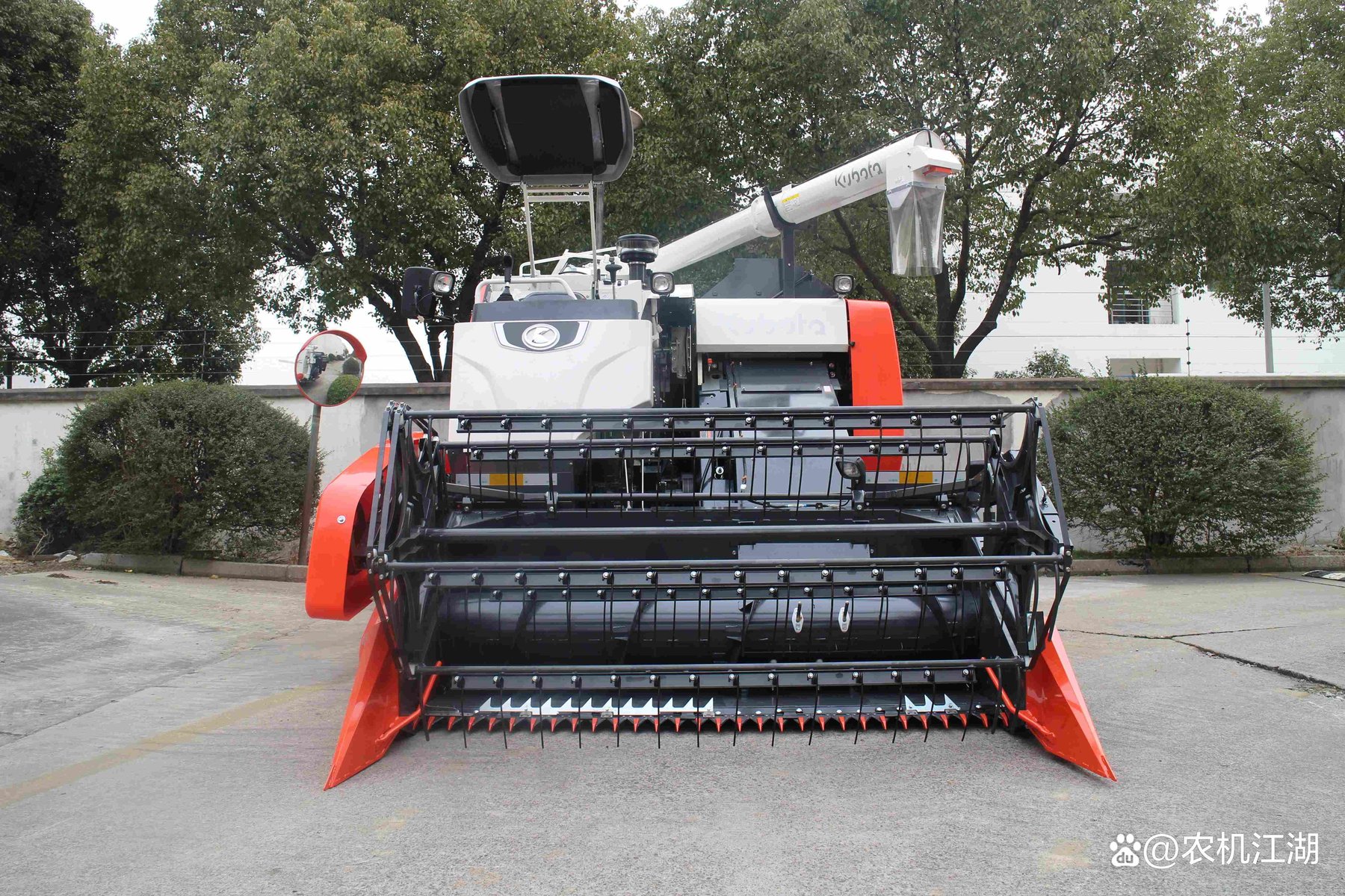 Maszyna żniwna Chery 4LZ-5B