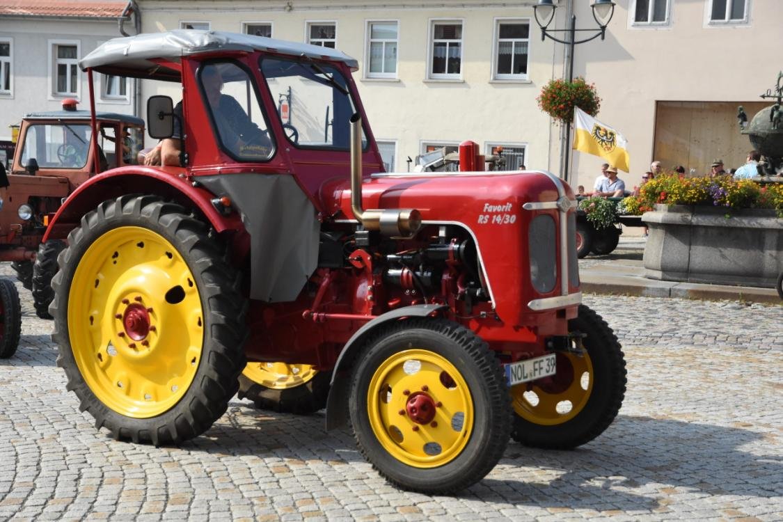 Tractor Schlepperwerk Nordhausen RS 14/30