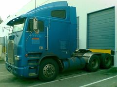 Freightliner FLA CABOVER