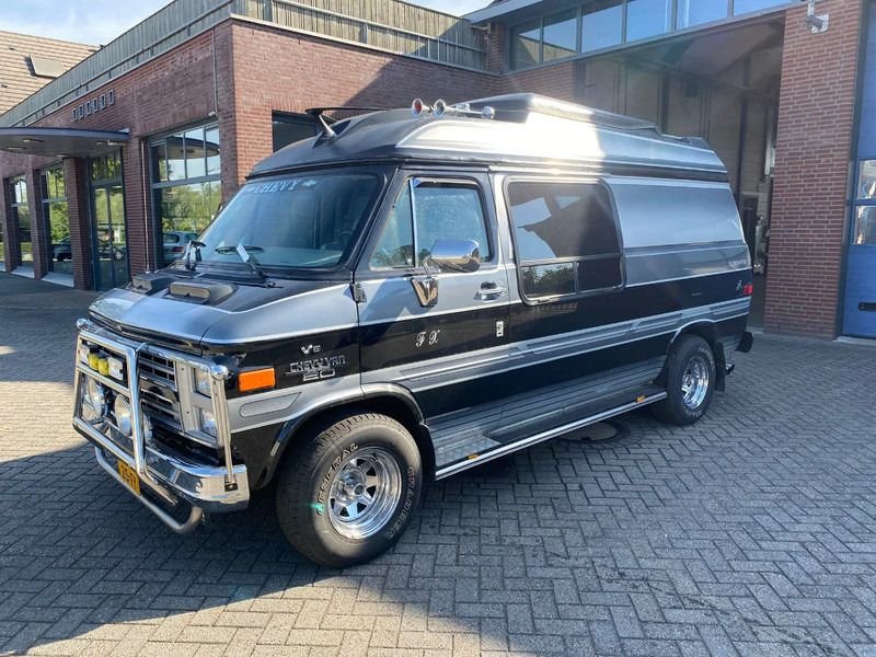 Van Chevrolet CHEVY VAN GLOBEMASTER