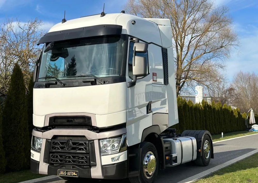Truck Renault T 520.26
