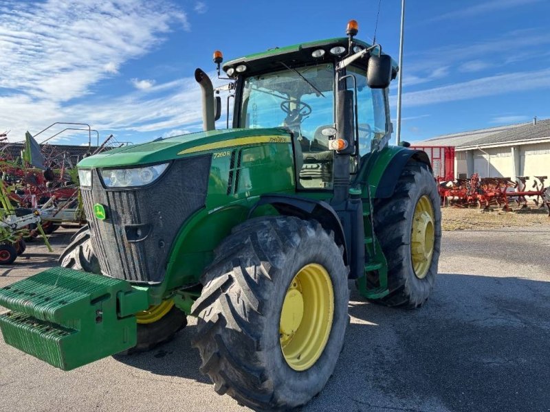 John Deere 7260R
