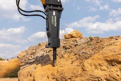 Komatsu India Młoty hydrauliczne