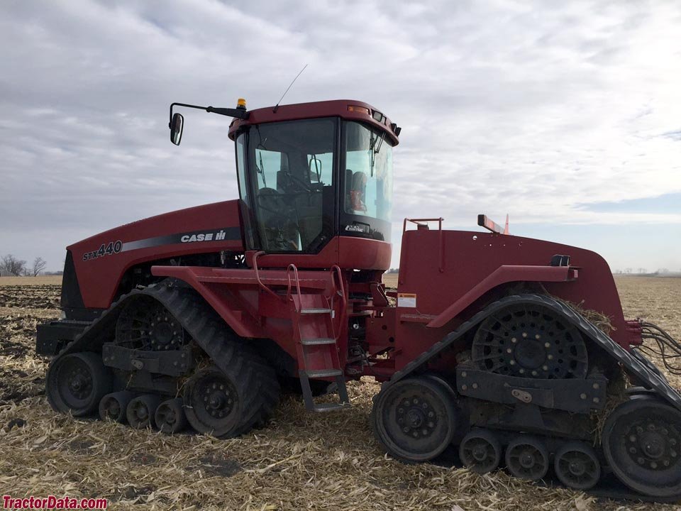 Tractor Case IH Steiger Quadtrac STX440