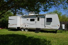 Com Trailer 550