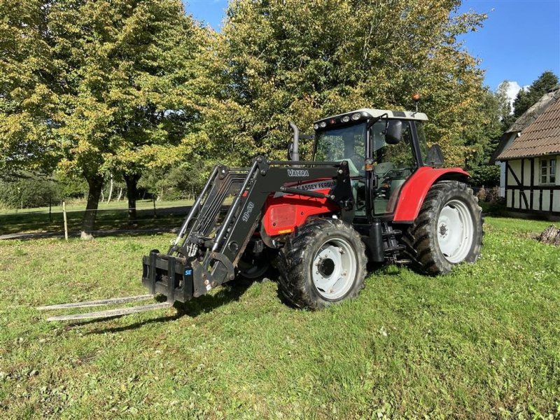 Tractor Massey Ferguson 5470-E26-4X4/267