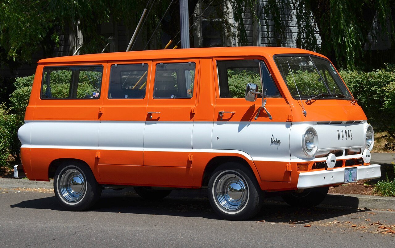 Transporter Dodge A 100