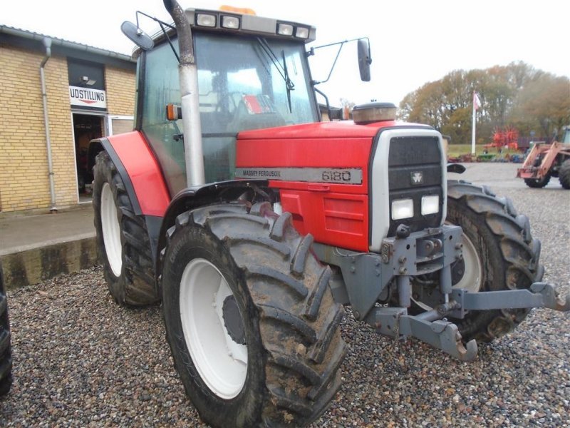 Tractor Massey Ferguson 6180