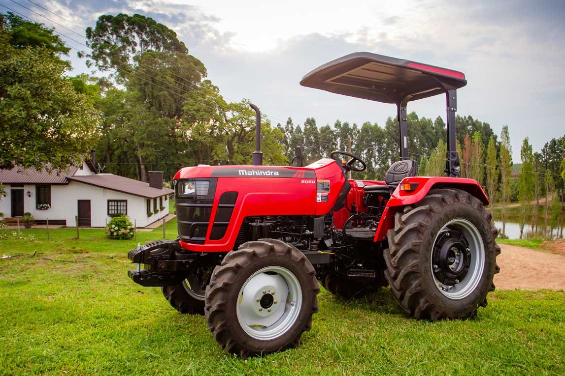 Tractor Mahindra 504