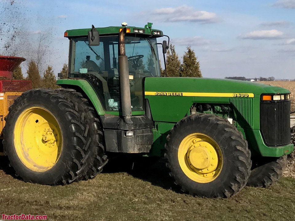 Tractor John Deere 8400 T
