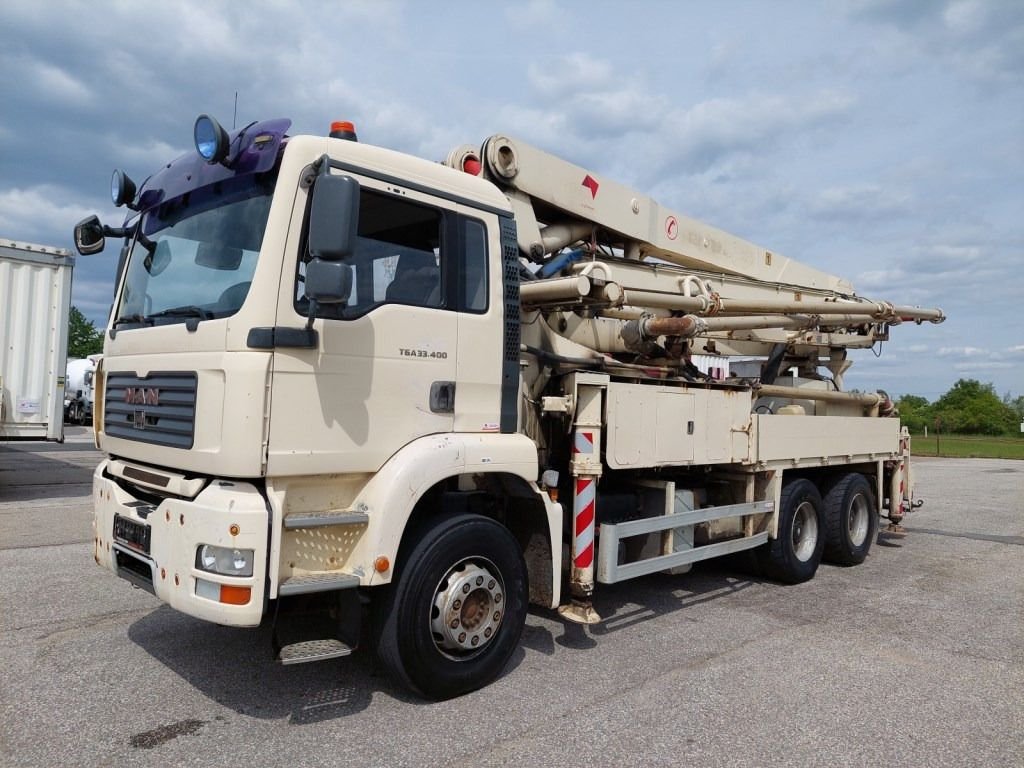 Truck MAN TGA 33.400 6X4 BB