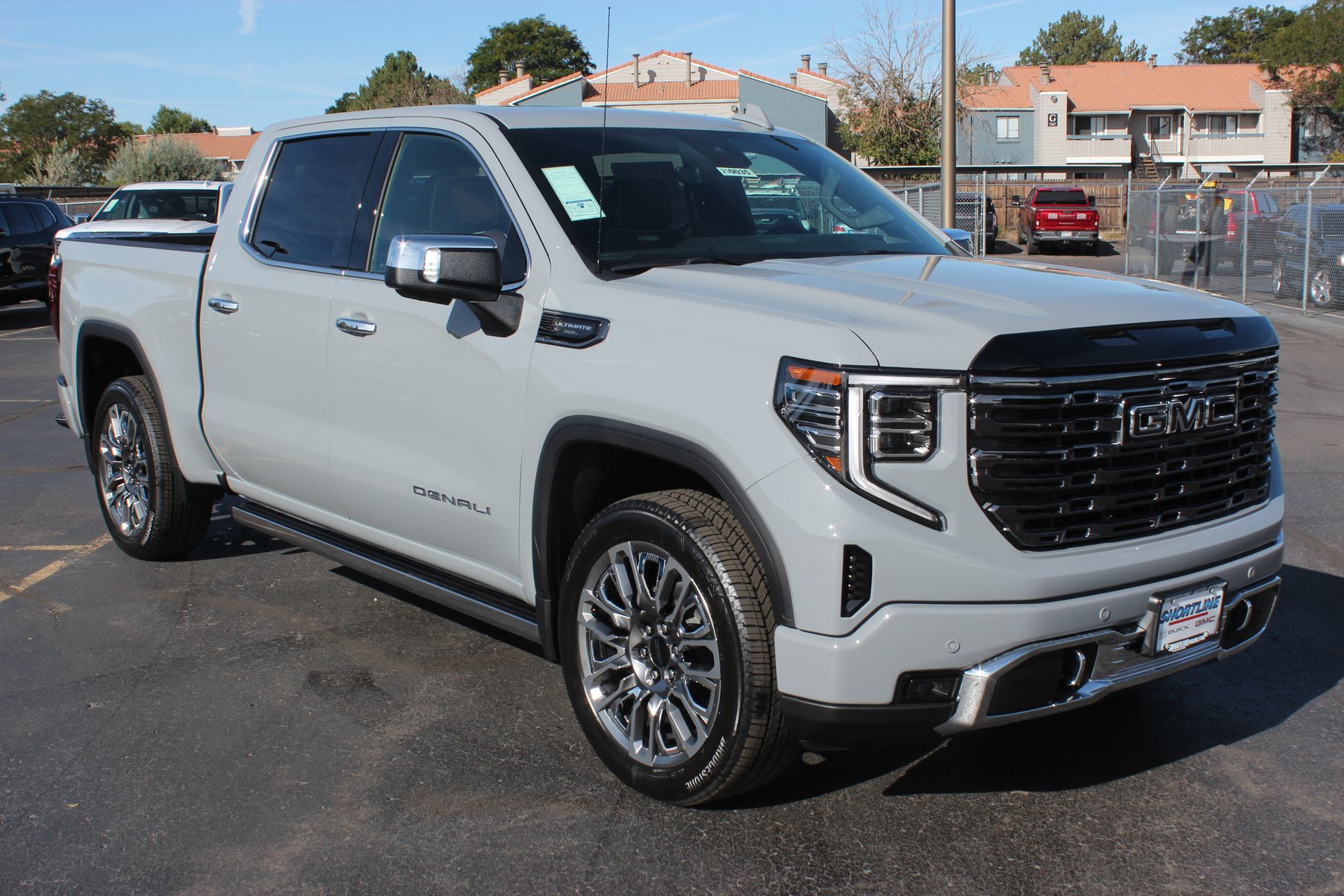 Van GMC SIIERRA DENALI