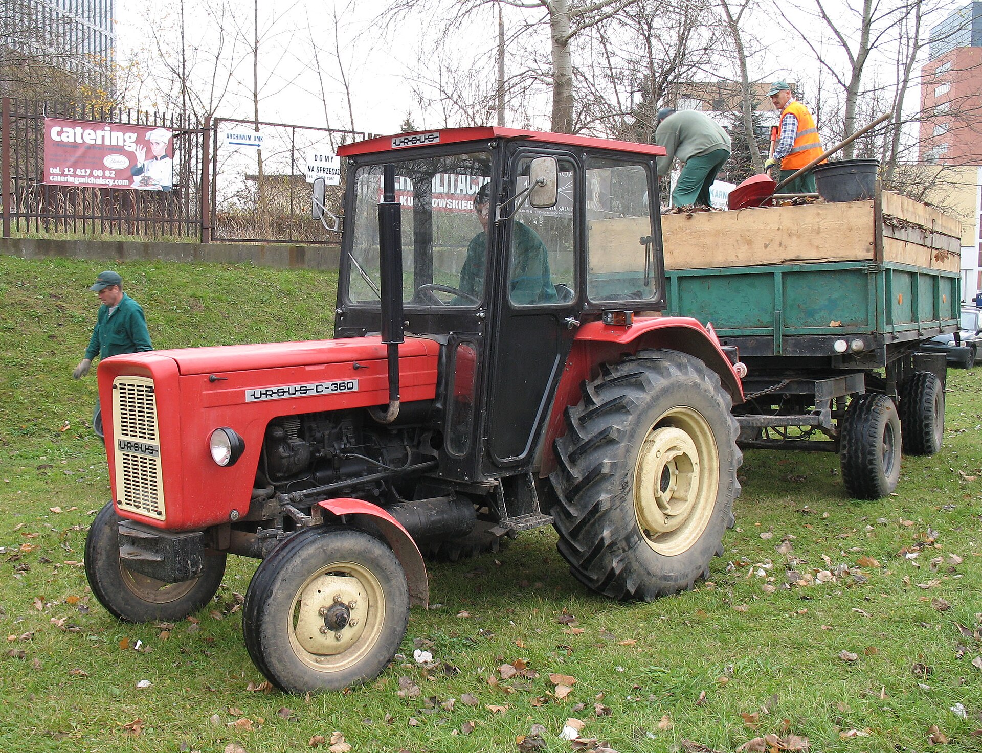 Ursus C-360 z przyczepą